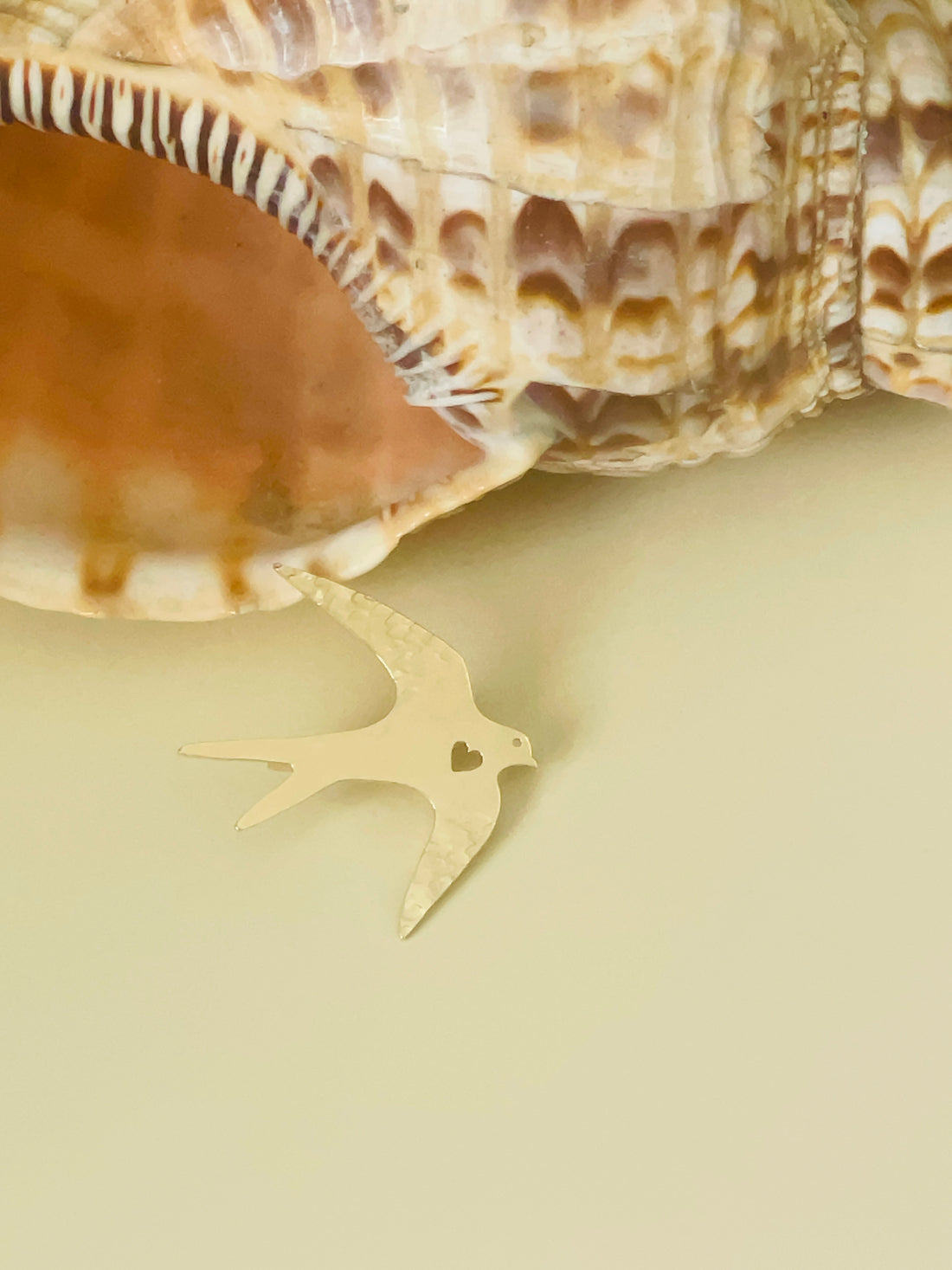 Broche Hirondelle - Plaqué Or