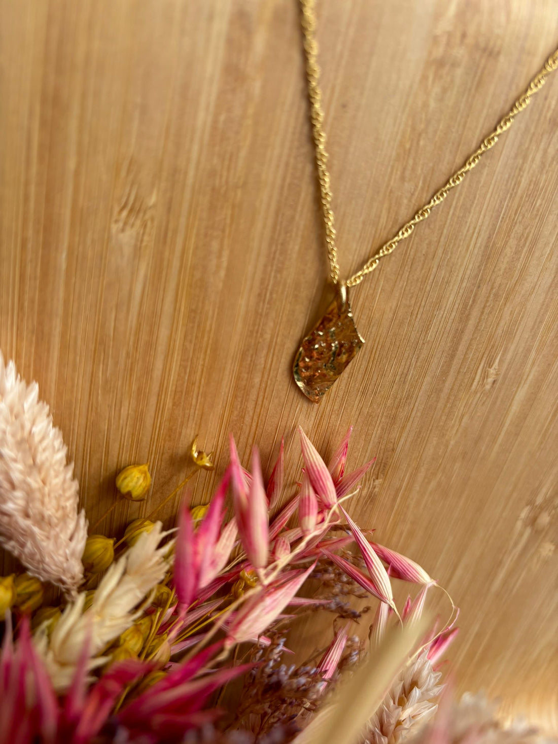 Collier en Plaqué Or avec pendentif Aileron